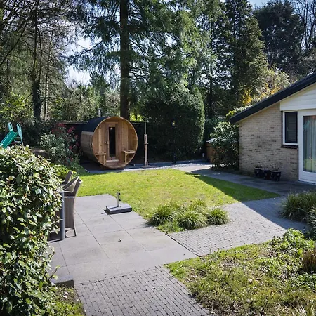 Near De Veluwe, Cleaning Included Hébergement de vacances *